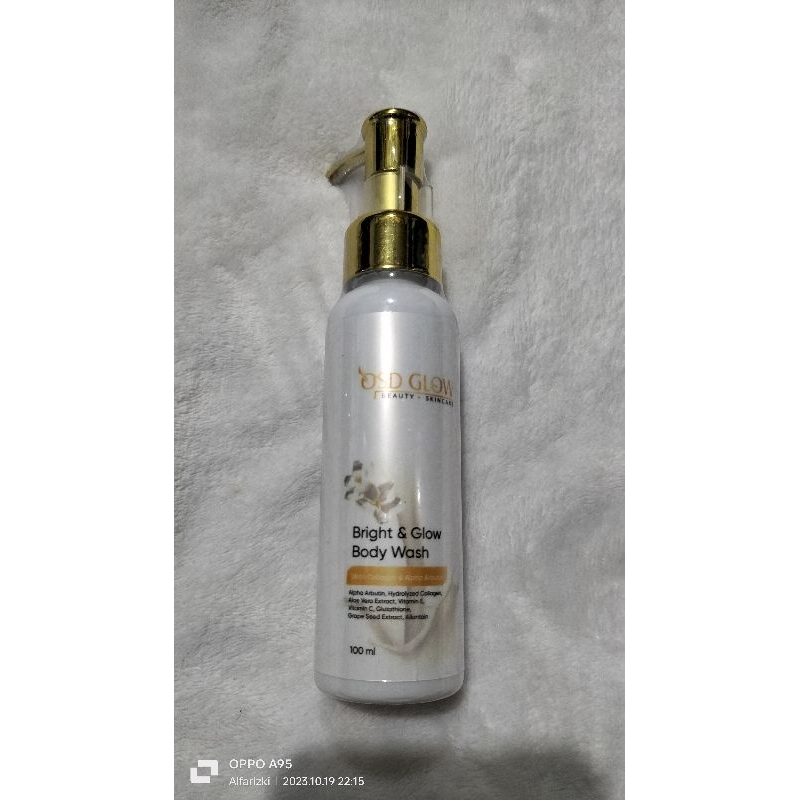 body wash OSD glow (olla skin daily)