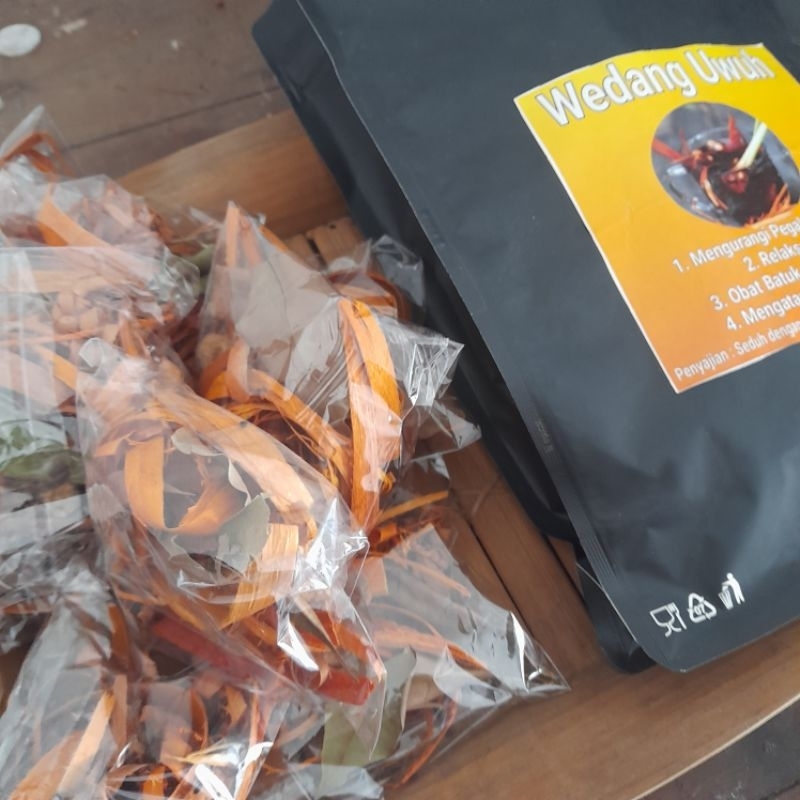 

wedang uwuh plus bunga tempayang