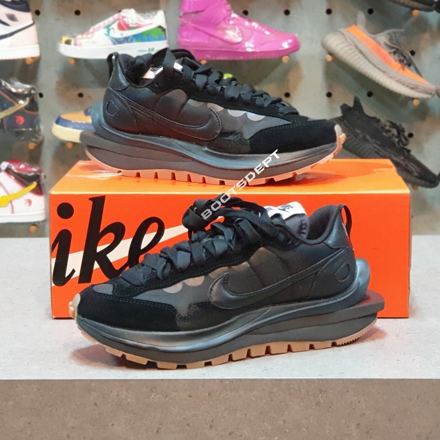 Nike Sacai Vaporwaffle Black Gum (100% Authentic)