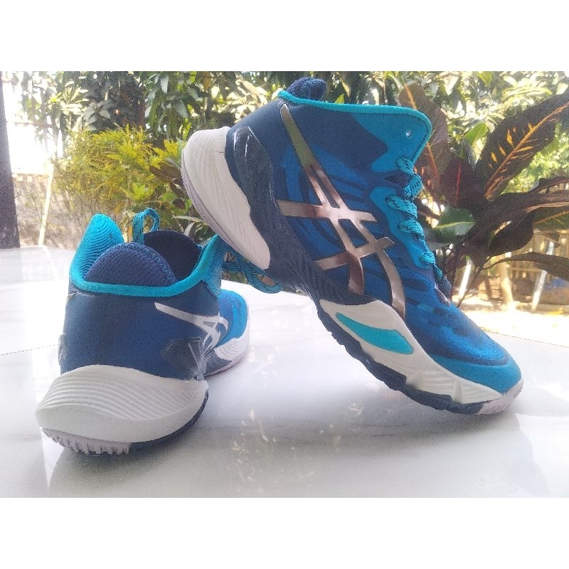 Sepatu Asics Volly ball