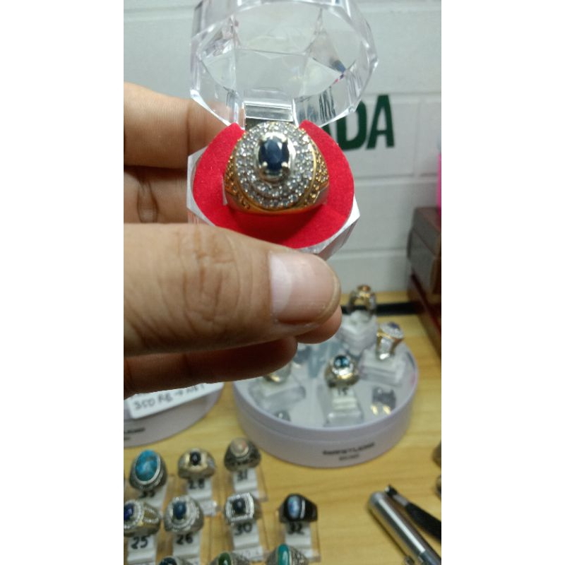 CINCIN NATURAL BLUE SAPPHIRE TANZANIA PLUS MEMO