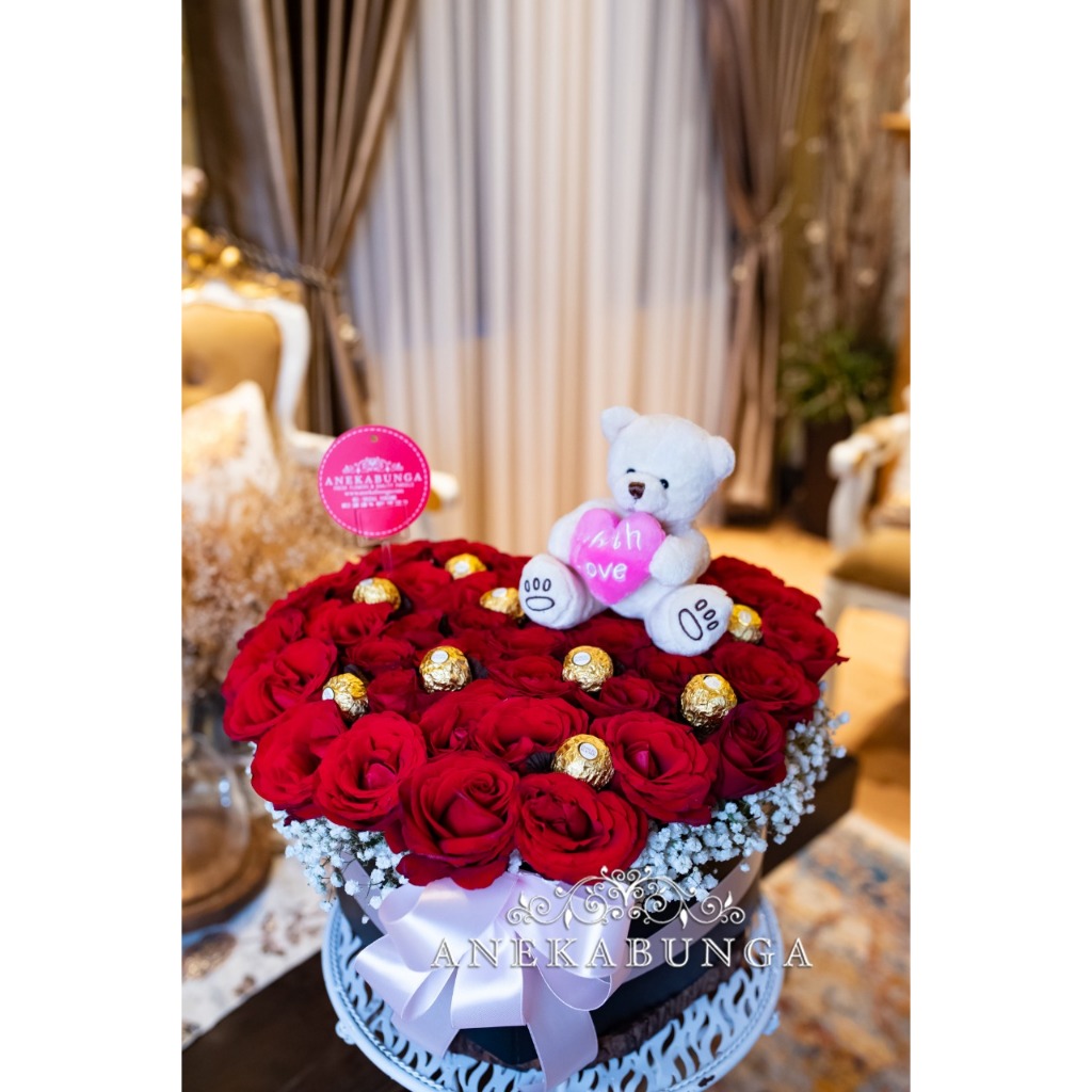 Doll Rose Flower Box Ferrero Chocolate Bunga Kotak Mawar Asli Coklat Boneka Beruang Teddy Bear Fresh