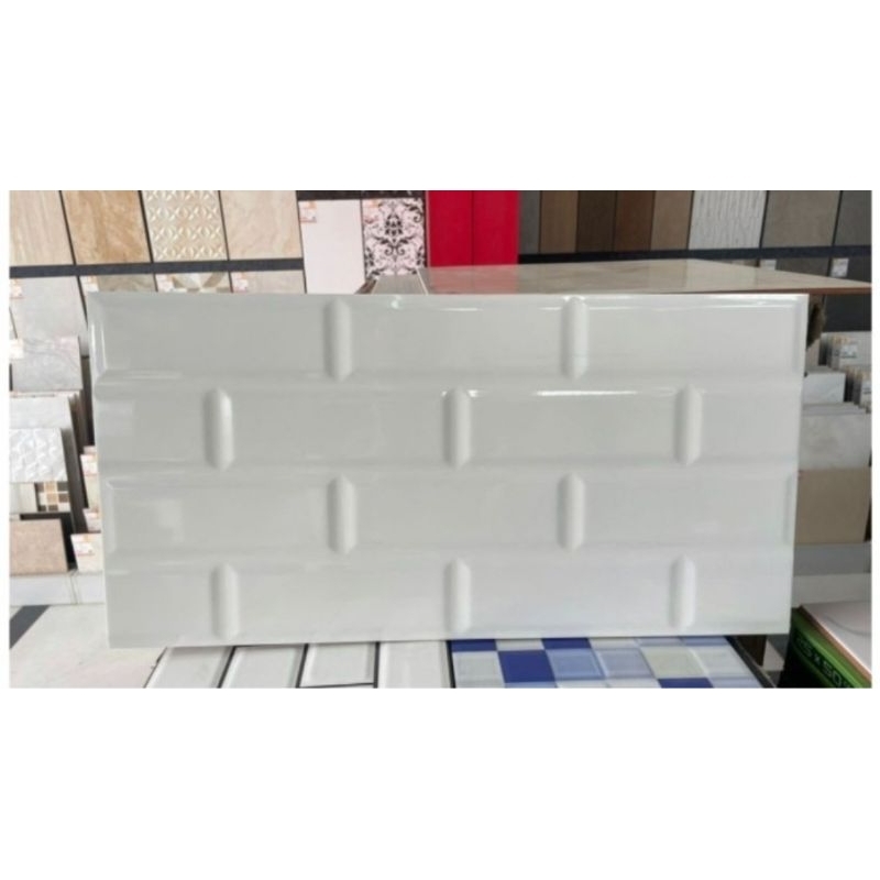 keramik dinding platinum uk 30x60 bata putih glosy