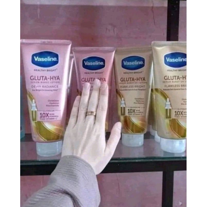 Vaseline GLUTA-HYA  Serum Burst Lotion