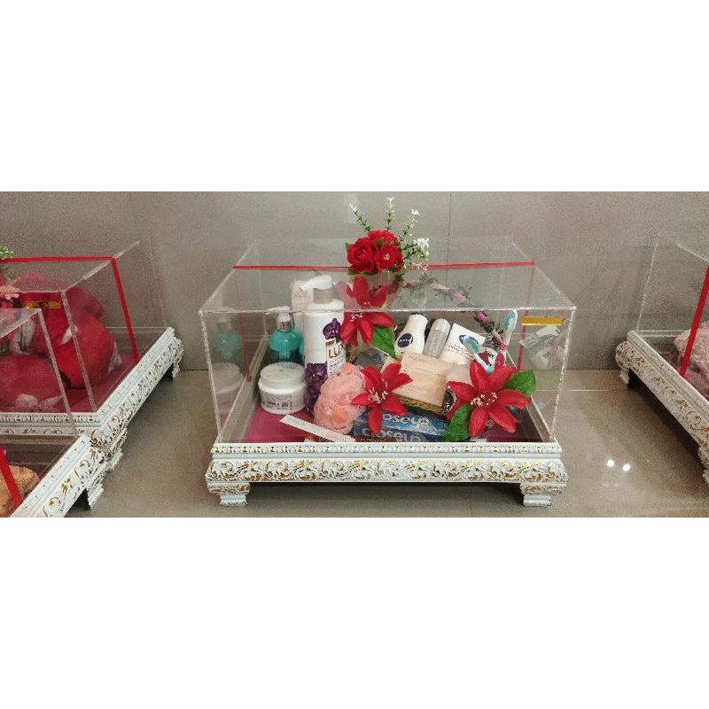 

box hantaran akrilik