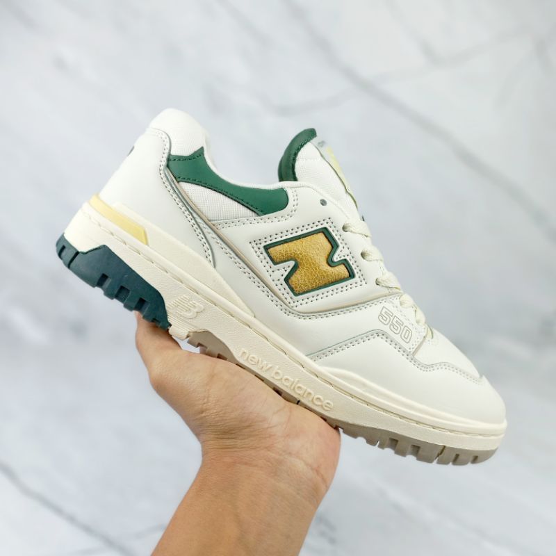 SEPATU NEW BALANCE 550 AIME LEONDORE