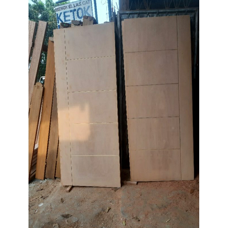 pintu plywood/triplek