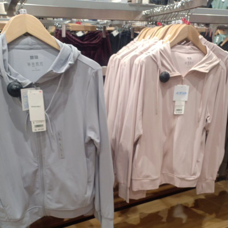 jaket wanita olahraga uniqlo