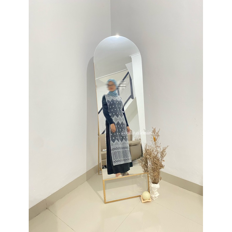 SEWA OUTER KEBAYA BRUKAT MODERN