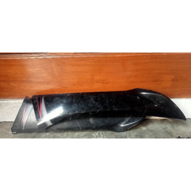 SAYAP LUAR KANAN KIRI SUPRA X 125 LAMA ORI LEPASAN