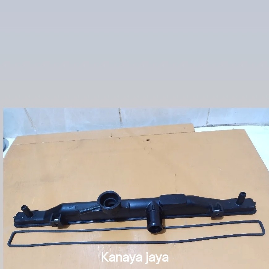 Tank Upper Radiator Toyota Avanza Xenia Tahun 2004 - 2010 Cover Atas