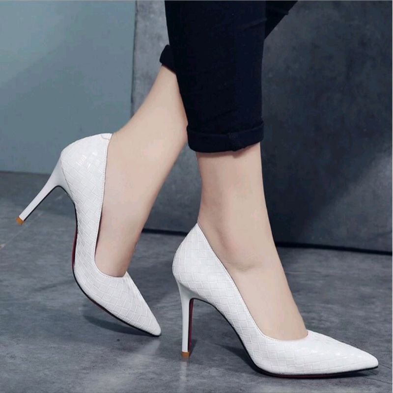 sepatu wanita heels putih