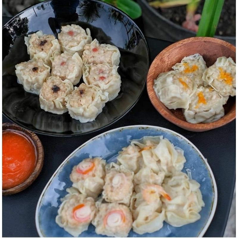 

Dimsum Pawon Bu'e isi 10pc