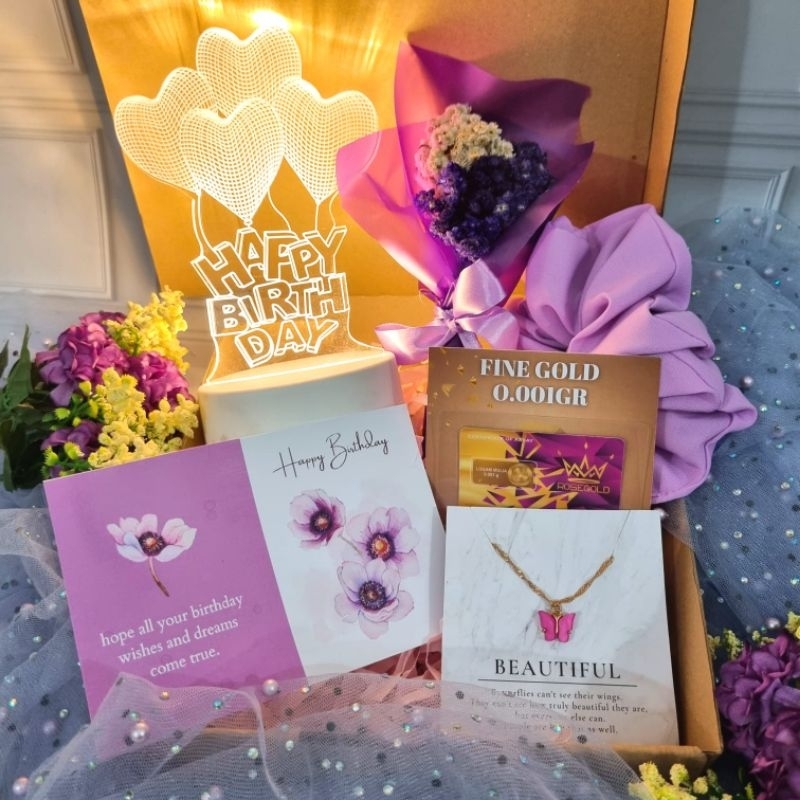 

Kado Tema Ungu / Hadiah Ulang Tahun / Hampers Purple Giftbox