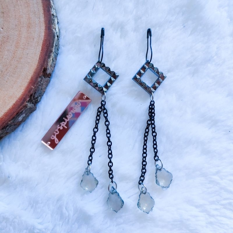 Anting Hijab Giwang dan Peniti Bross