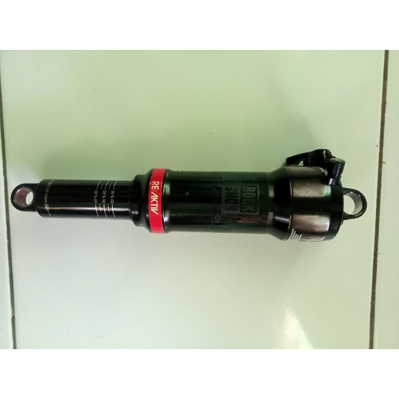 Rearshock Rockshox Deluxe RE:AKTIV REAKTIV