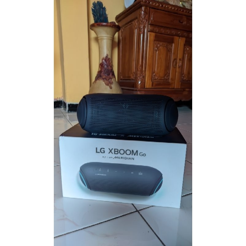 LG XBoom Go PL7