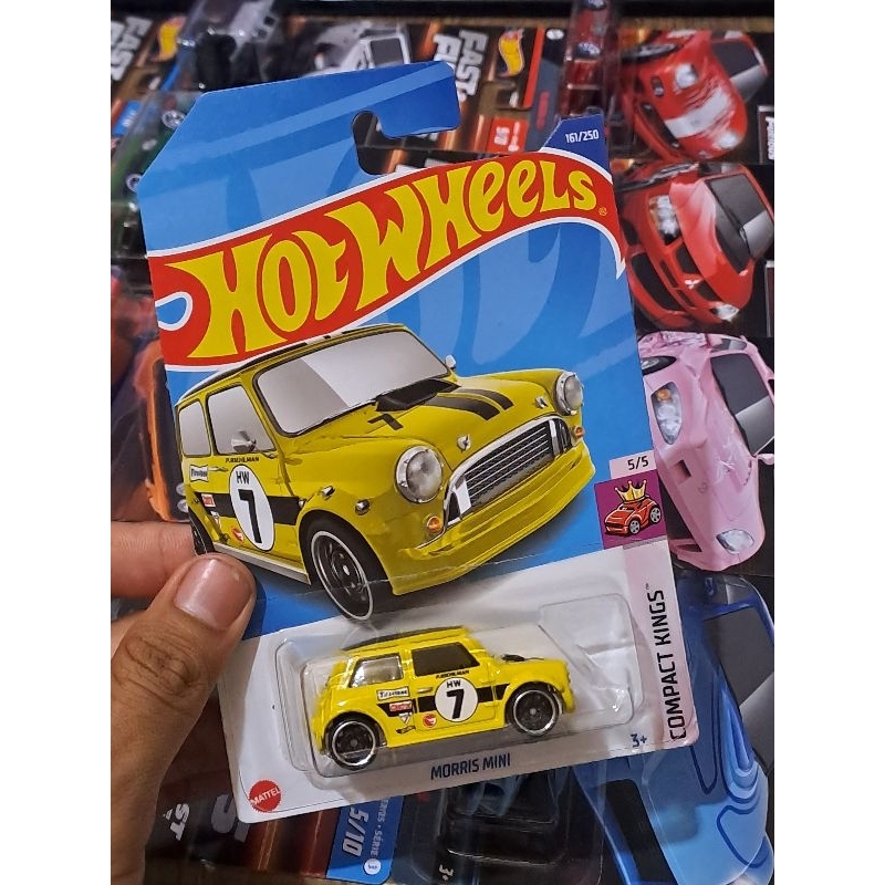 Hotwheels Morris Mini Kuning Treasure Hunt Reguler