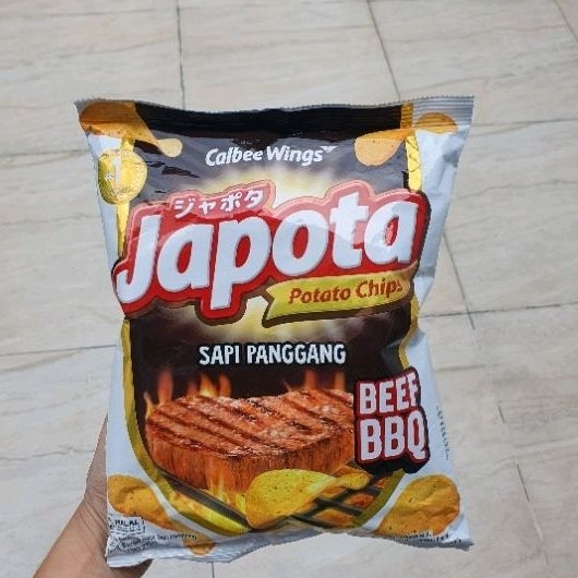 

Japota potato chips snack rasa BEEF BBQ SAPI PANGGANG 68gr