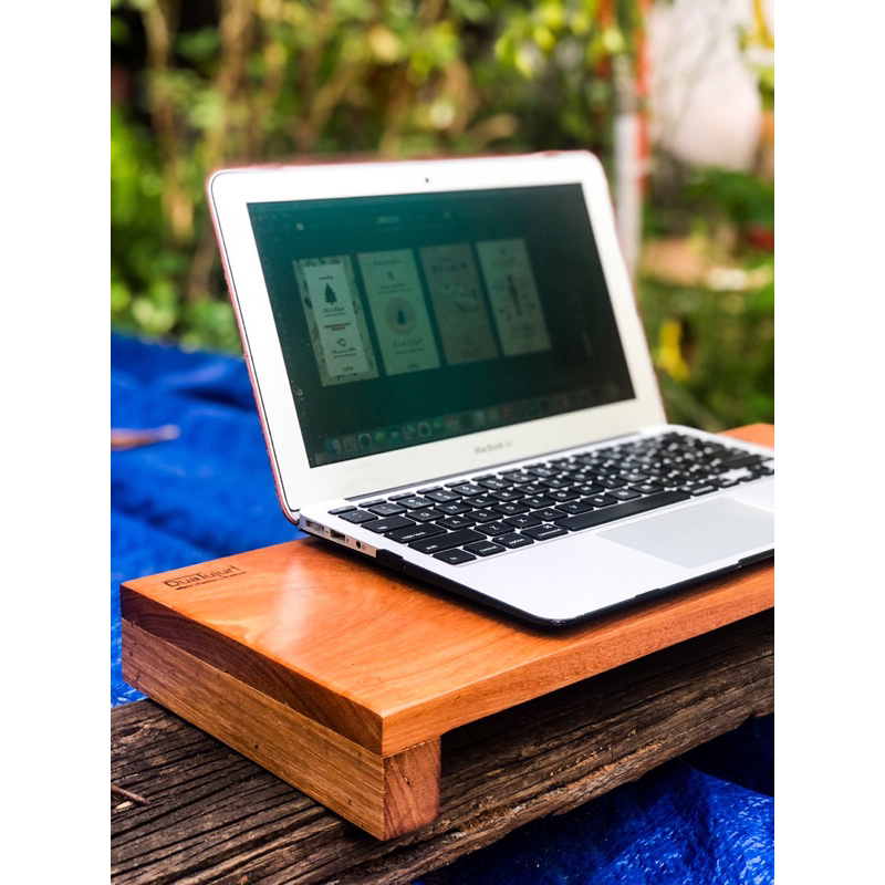 Dua Tujuh Studio - Wooden Laptop Stand Aesthetic | Stand Laptop | Laptop Stand | Stand holder laptop | Desk setup