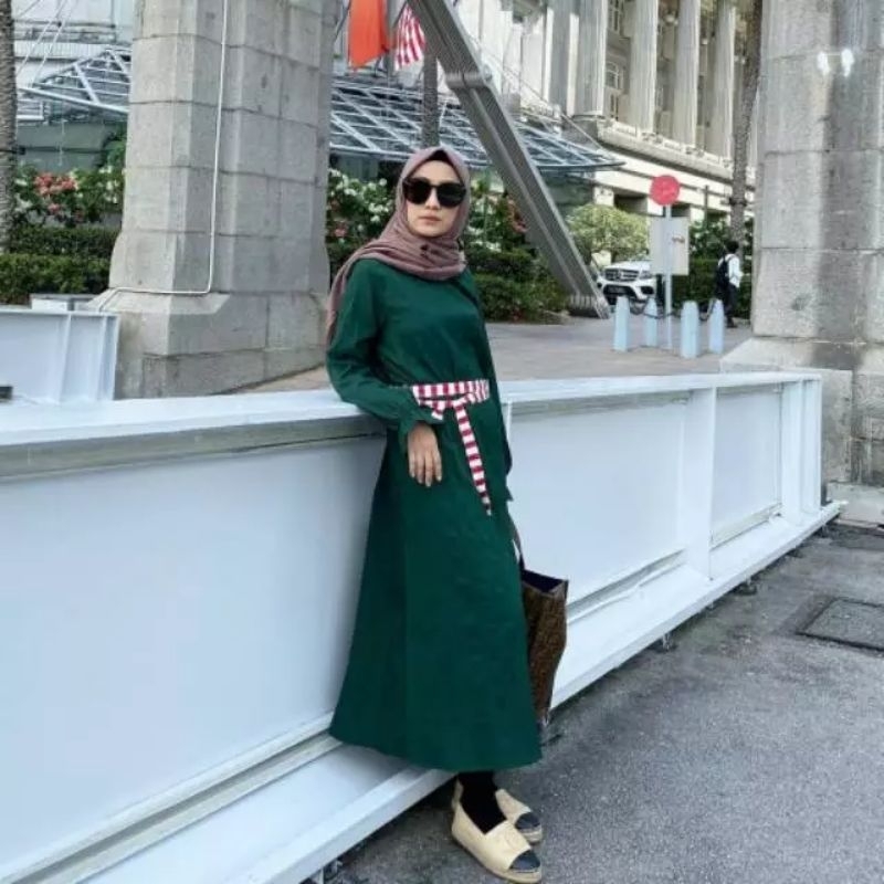 MIDI dress green by Monel