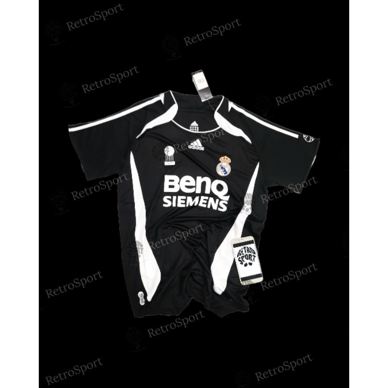 Jersey Bola Vintage — MADŘIT Retro Away 2006/2007 Teamgeist | WeKa A3/GO size