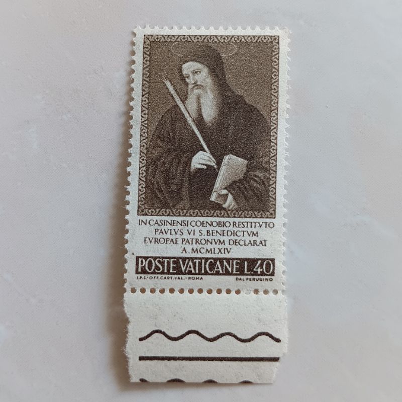 

(AE) Perangko Vatikan 1965 Benidictus, patron of Europa - Polyptych of St. Peter (St Benedict) by Le Perugin 40 Lira Mint