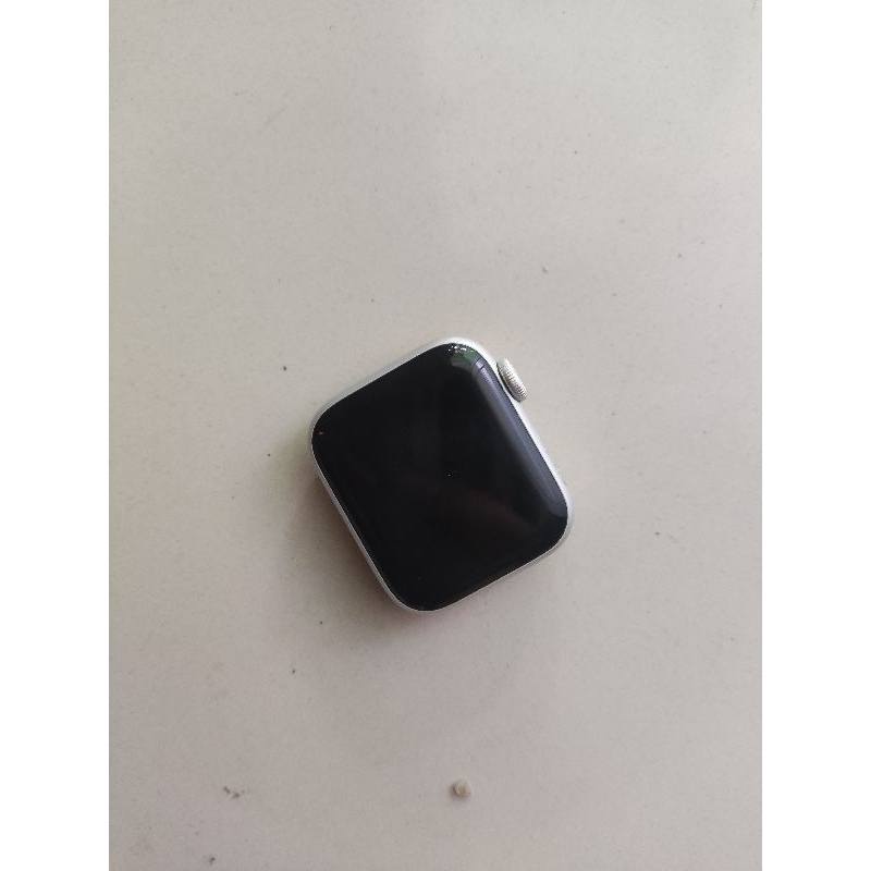 Apple watch SE 40mm gen 1 fmi iCloud off