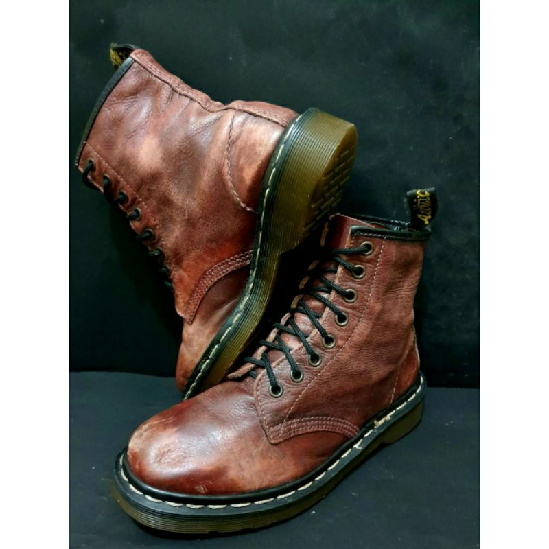 DOCMART MADE IN ENGLAND