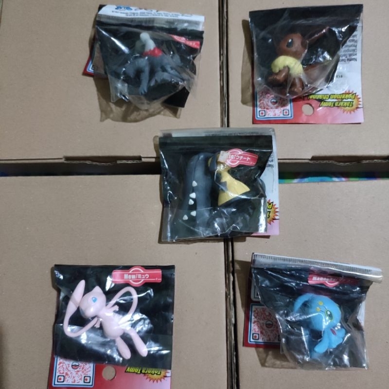 Takara Tomy Pokemon Moncolle Original Hologram Monster Collection Mew Mawile Darkrai Eeve Manaphy