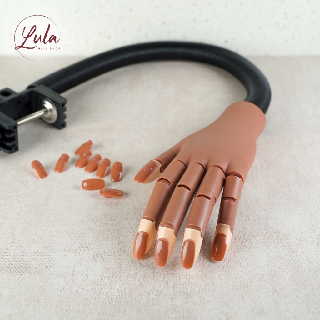 NAIL TRAINING HAND / PERLENGKAPAN NAIL ART / PERALATAN KUKU