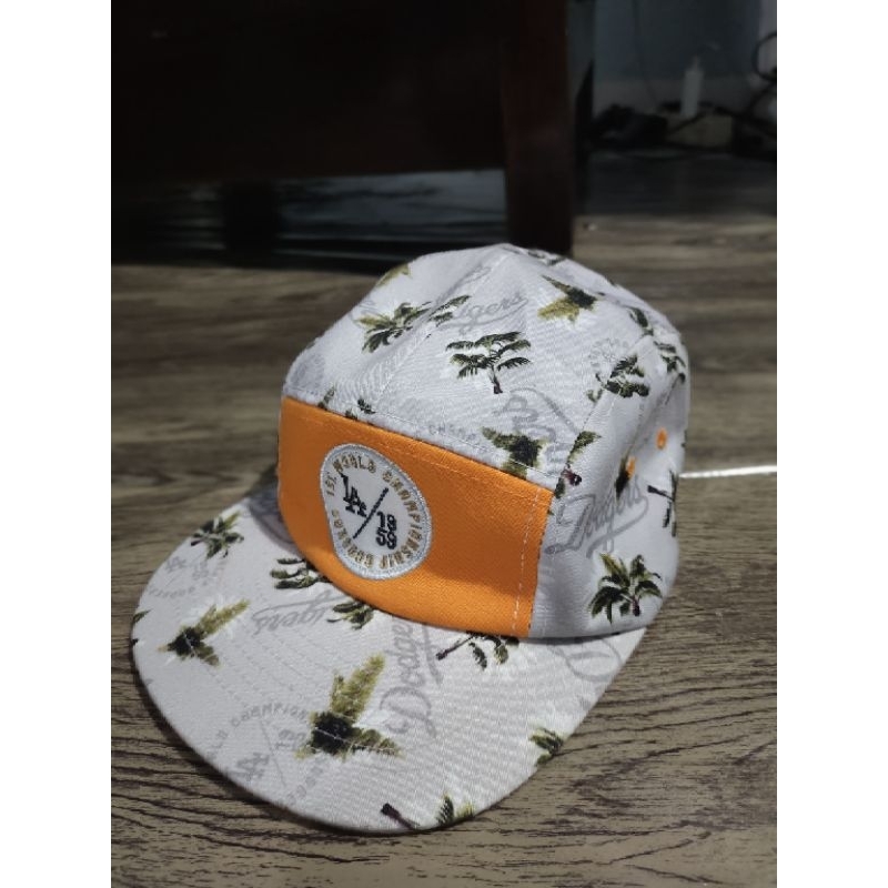 Topi LA Dodgers LA Dodgers 5 panel floral
  1st world champion AOP second