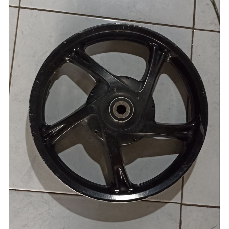 velg roda belakang Yamaha 125 Xeon Mio M3 original bekas/second