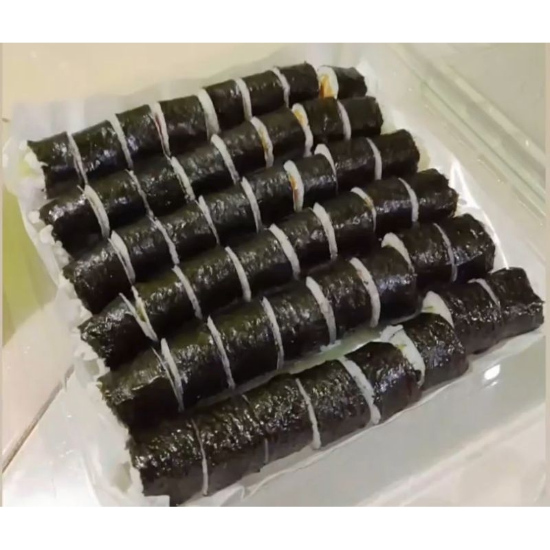 

SUSHI ROLL/MAKANAN JEPANG 8 SLICE