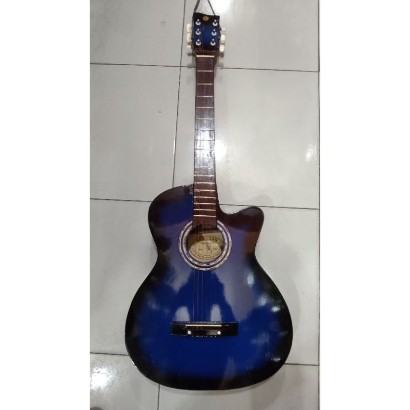 guitar akustik