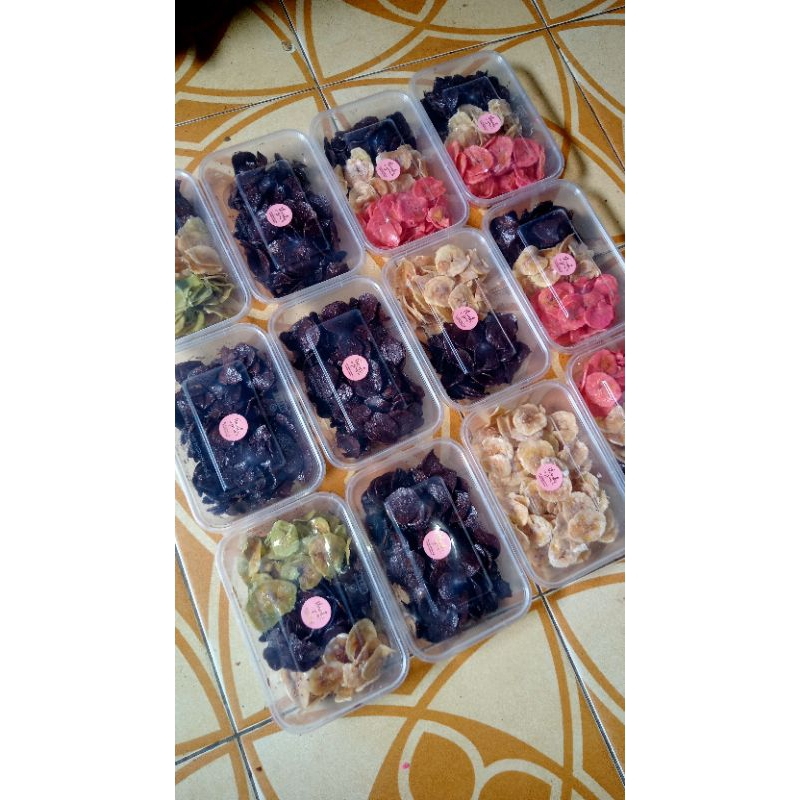 

KRIPIK PISANG LUMER (130gr) FREE MIX 2 - 4 RASA