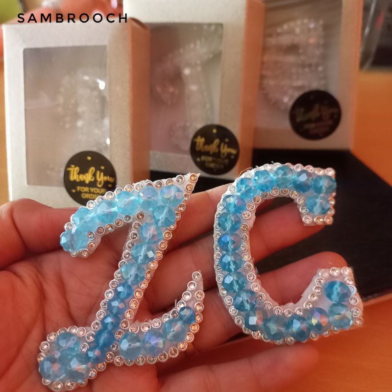 BROS HURUF HANDMADE KRISTAL BIRU FREE BOKS BROS HANDMADE