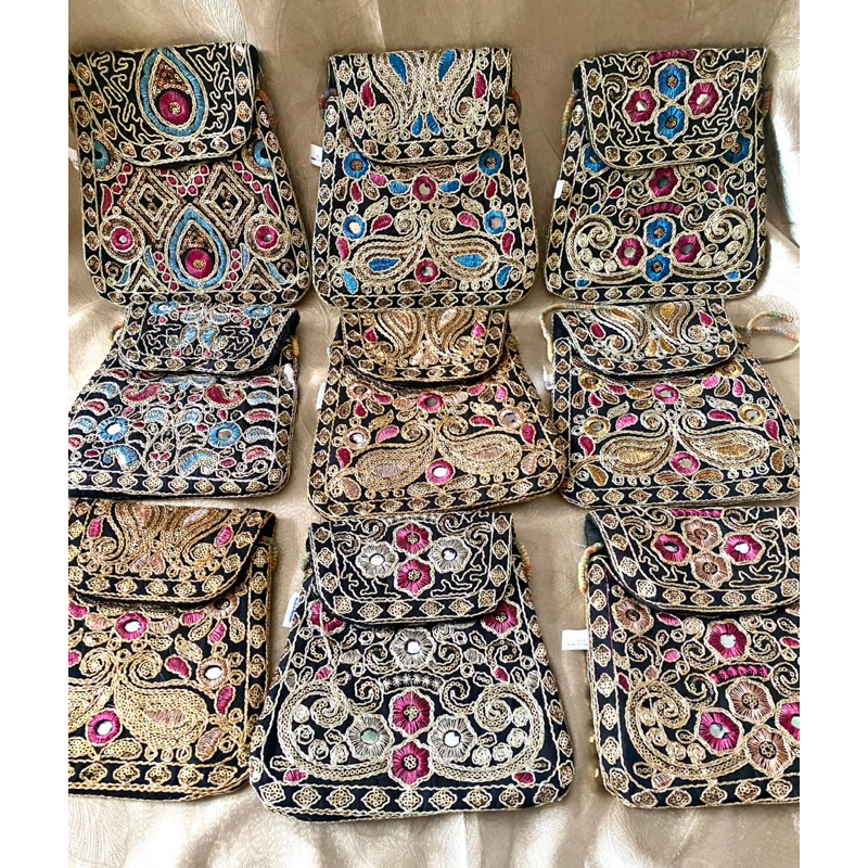 Tas Slempang original Pakistan ukuran sedang 21x20 cm hanya 25.900