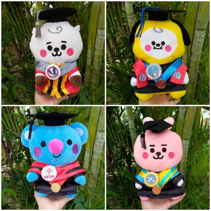 Boneka BT21 BTS 25cm Kostum Wisuda | Tata Chimmy Mang RJ Van Shooky Koya Cooky