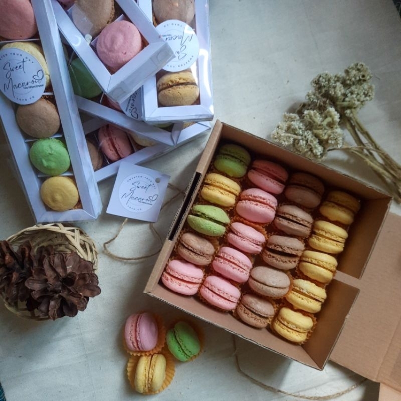 

Special macaron kacang tanah untuk kado diameter 3 cm