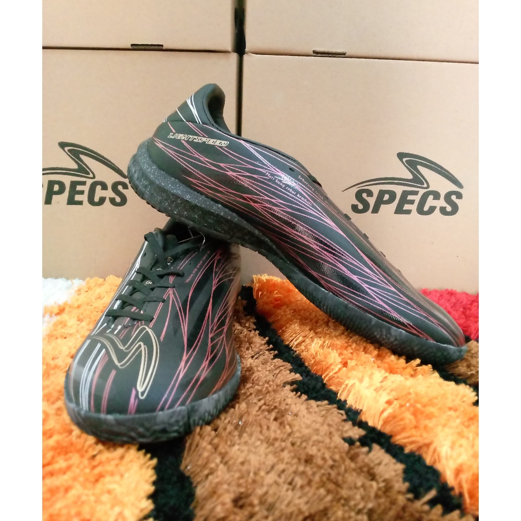 Sepatu Futsal Accelerator Lightspeed 4 GA23 Pro IN Black Gold Size 40, 41, 42