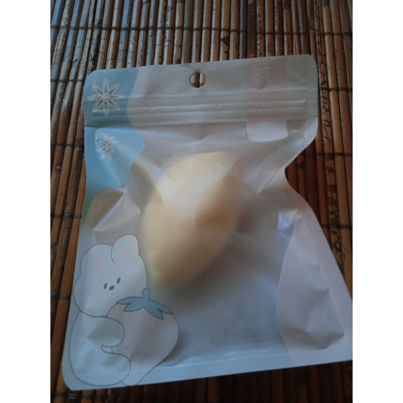 Spoon Make Up Blender/  Spons Bedak