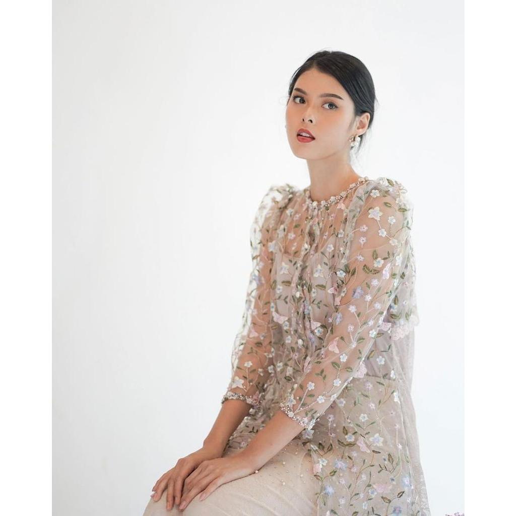 SEWA KEBAYA LAMARAN WISUDA Salisha by Jaleela (MOHON BACA KETERANGAN TERLEBIH DAHULU)