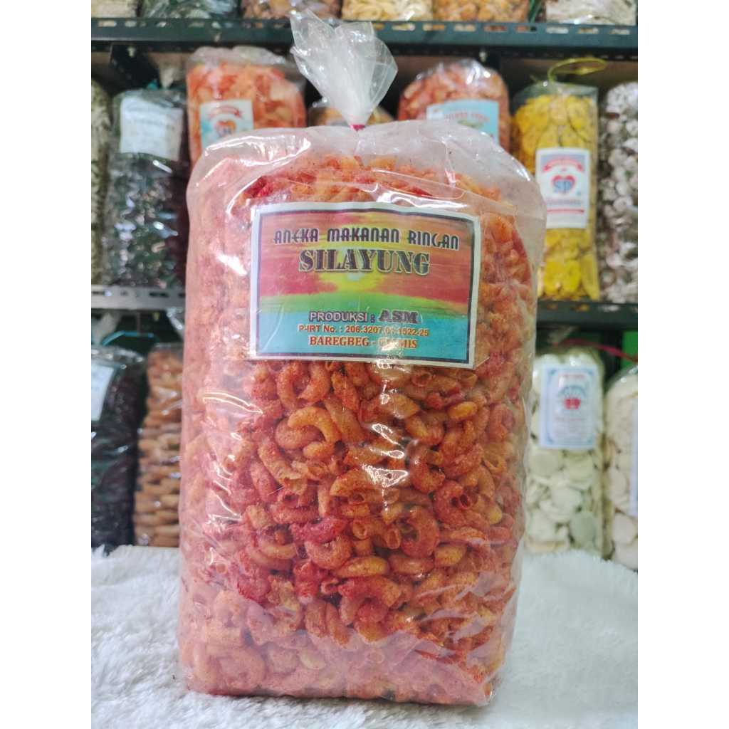 

CEMILAN//1KG KERIPIK MACARONI BANTET