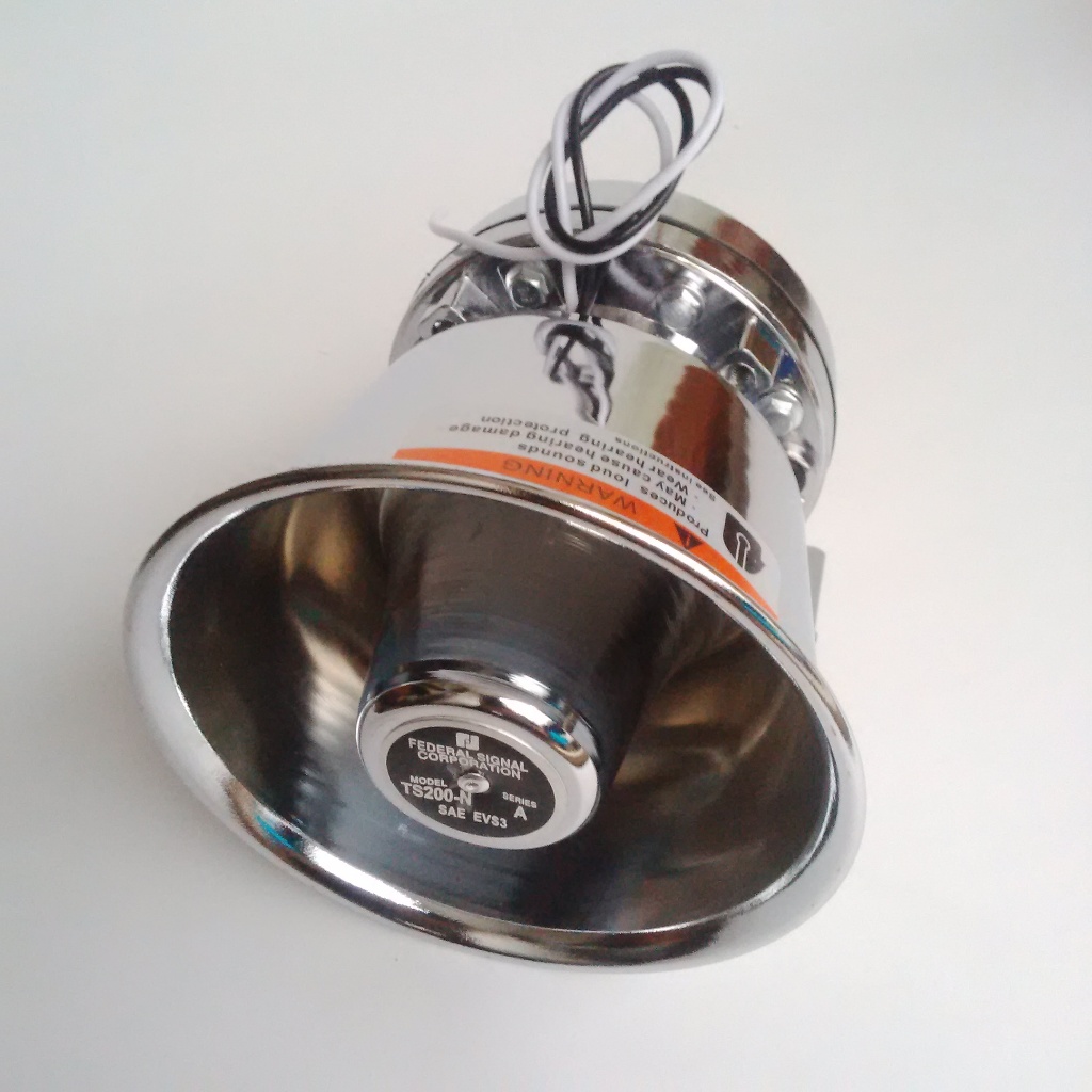 Toa Chrome 300 watt corong bulat