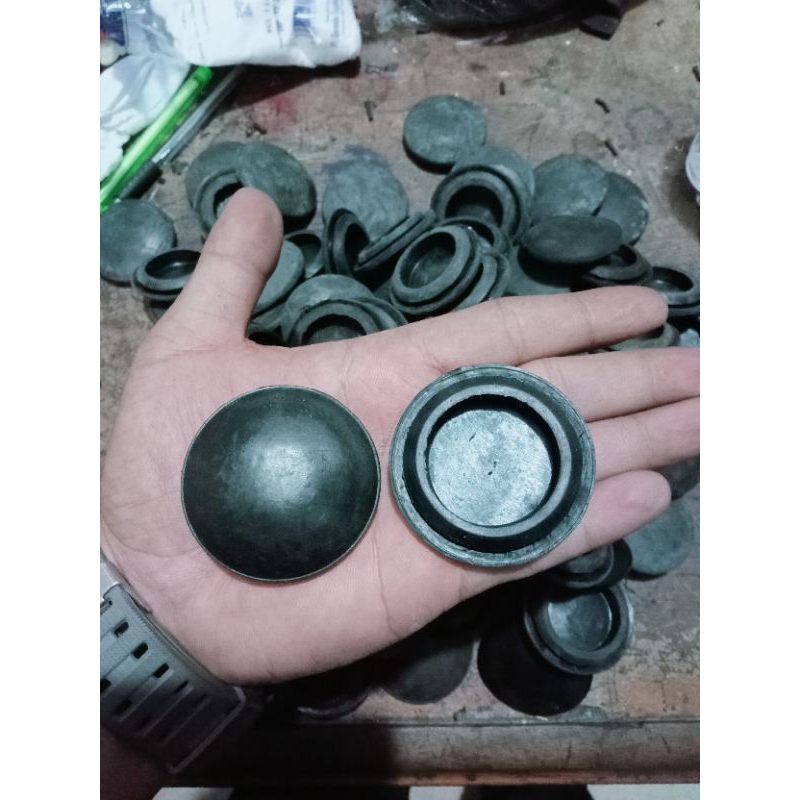 karet tutup spakbor belakang stoplam vespa excel