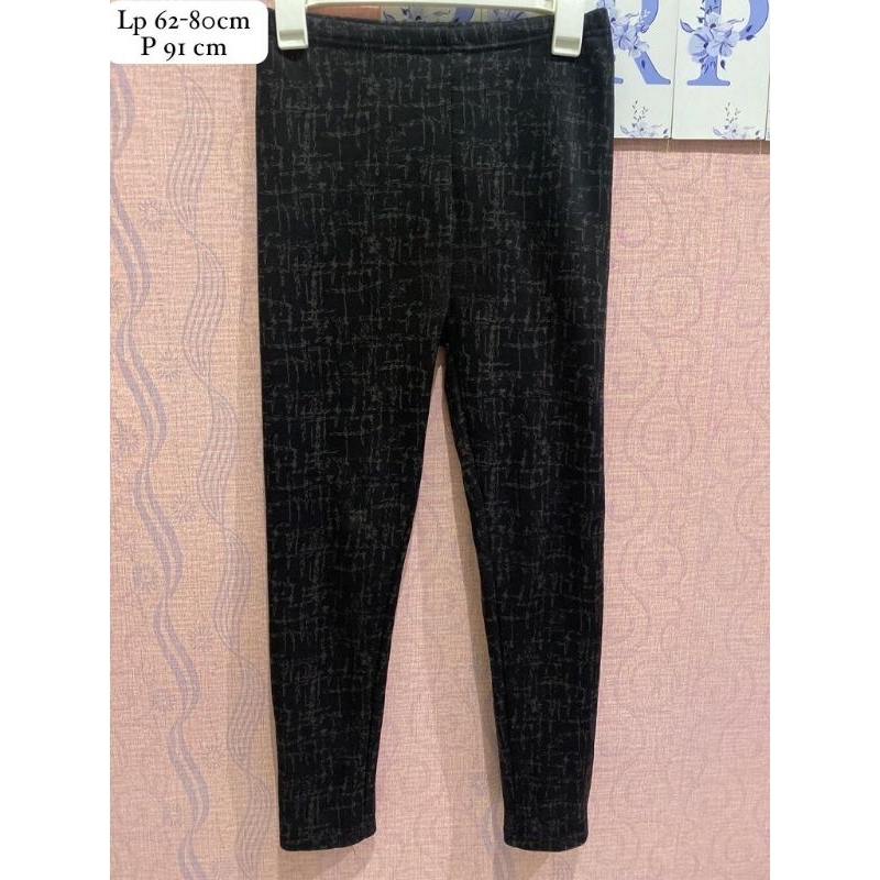 Celana jegging hitam motif