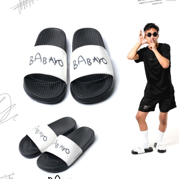 SANDAL SLIDE MAXIMALL X BABAYO WHITE SERIES THE ANSWER BANJARMASIN