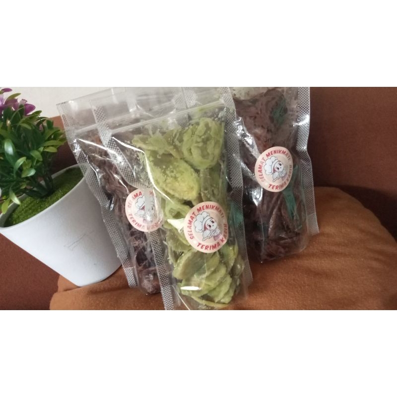 

keripik pisang coklat lumer kemasan pouch
