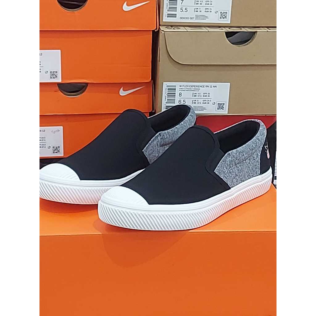 Sepatu Sneakers Wanita Slip On Hush Puppies Jaycee Lazy Dog Slip On 03 ORIGINAL - Hitam dan Abu-abu